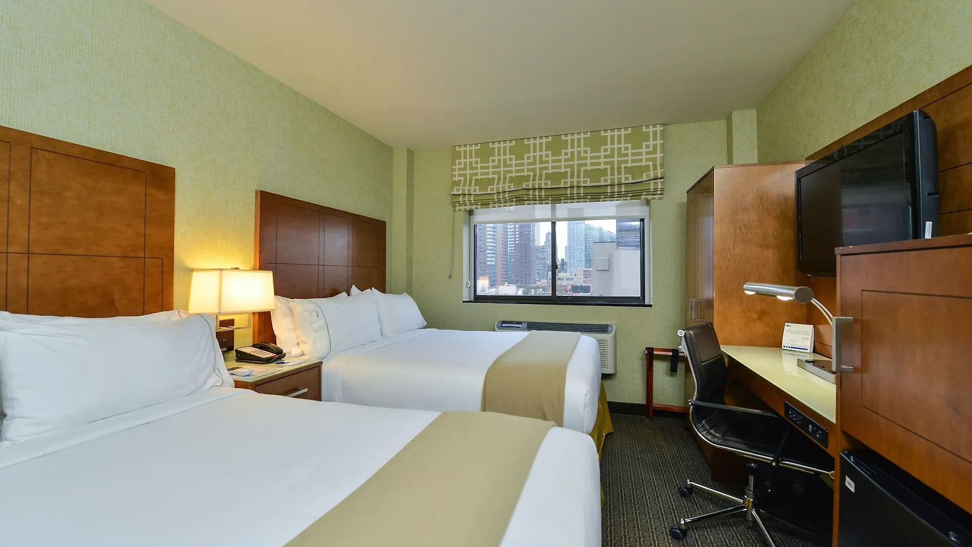 *** Hotel Holiday Inn Express Manhattan Midtown West By Ihg New York United States