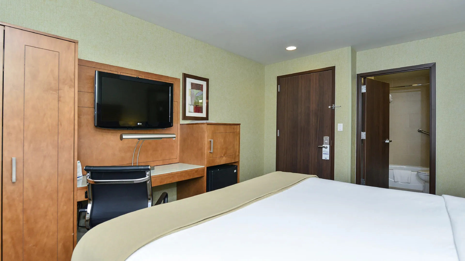 Holiday Inn Express Manhattan Midtown West By Ihg New York