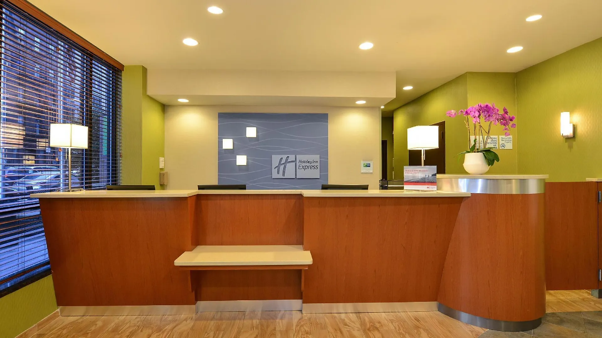 Hotel Holiday Inn Express Manhattan Midtown West By Ihg New York