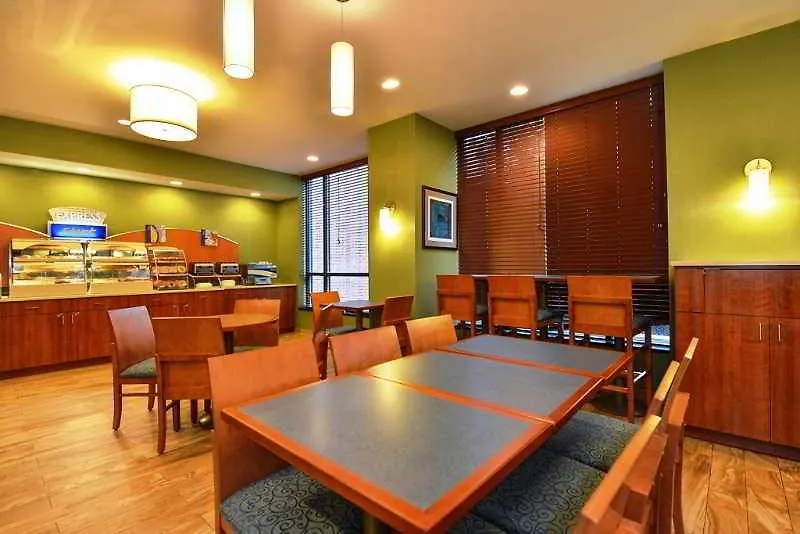 Holiday Inn Express Manhattan Midtown West By Ihg New York