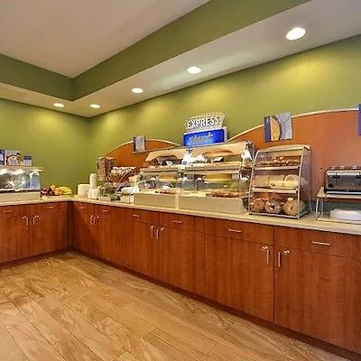 Holiday Inn Express Manhattan Midtown West By Ihg New York